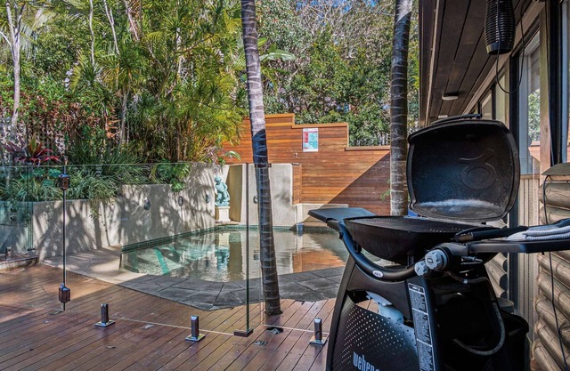 “Seas The Day” – Pool & Fireplace