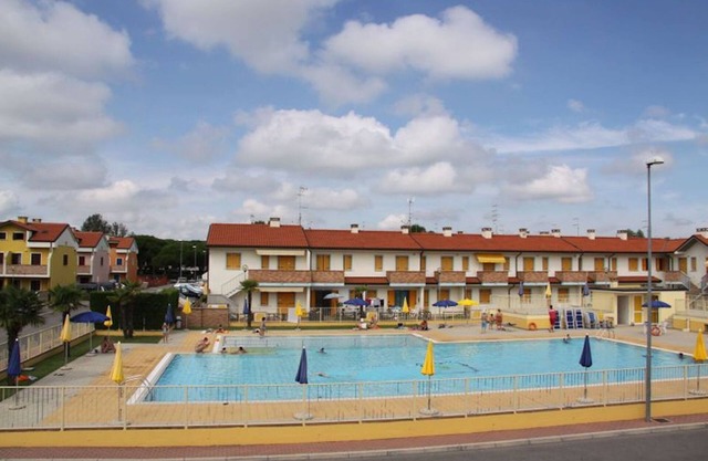 Seaside family flat-Beahost