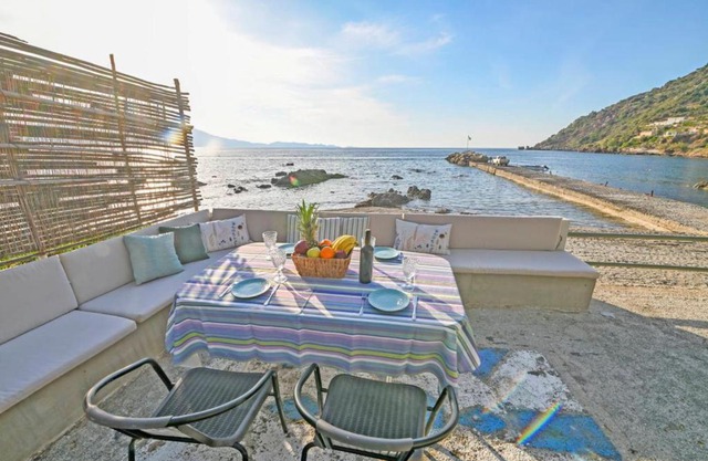 Seaside House in Ravdouha