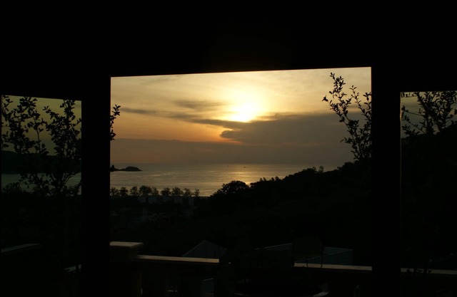 Seaview large (85 sqm) apartment one bedroom with jacuzzi