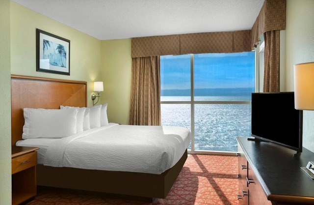 Seaview Serenade 2BR Retreat on the Atlantic Coast