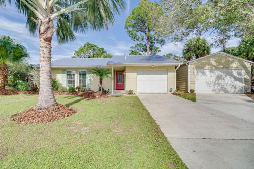Sebastian Home with Screened Lanai 8 Mi to Beach!