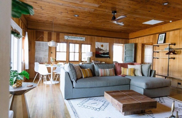 Secluded Cabin Escape with Fire Pit & Scenic Views