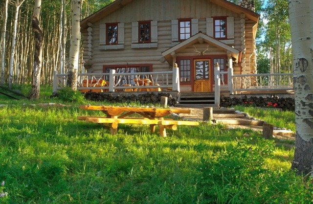 Secluded On-Mountain Trappers Cabin with Private Hot Tub by RedAwning