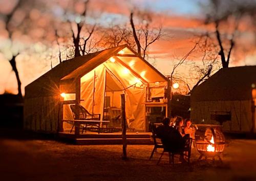 Secluded Safari Tent on the San Marcos River - An Adventurous Glamping Vacation near Kingsbury, Texas