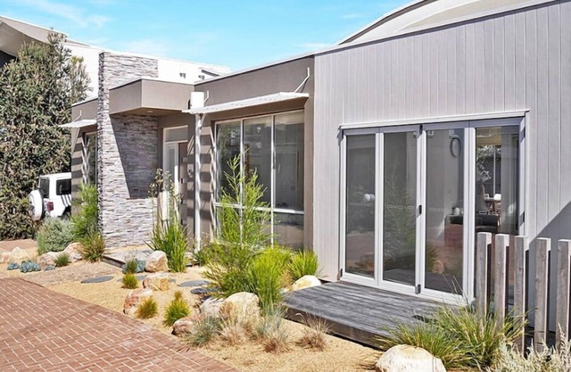 Seclusion in The Crescent