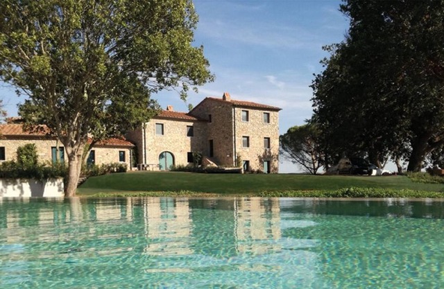 Secret Two by Secret Hills Villa on the Tuscan hills overlooking the sea