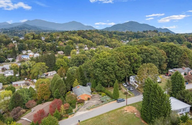 SecretGardenGetaway: Asheville; Great Smokey Mtns