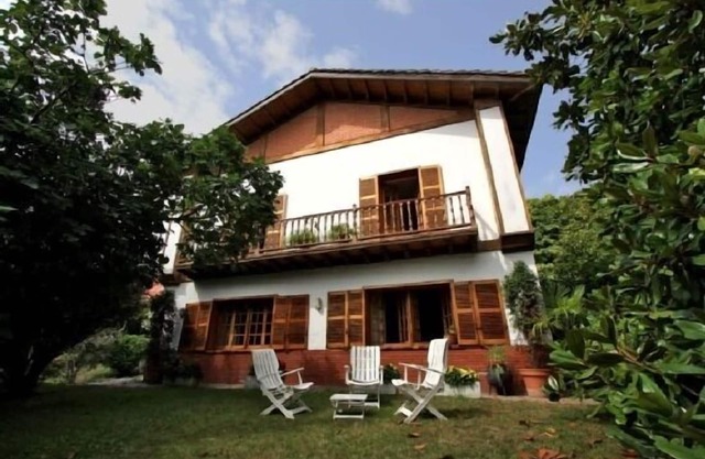Self catering El Berdial for 12 people