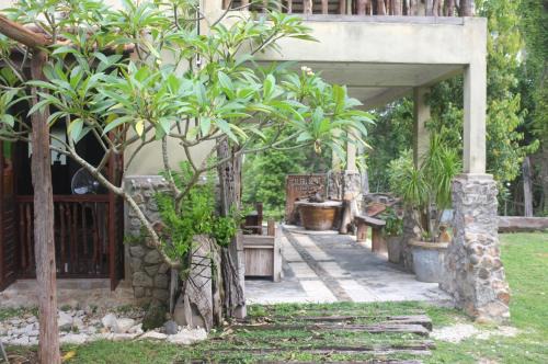 Sepat Village House