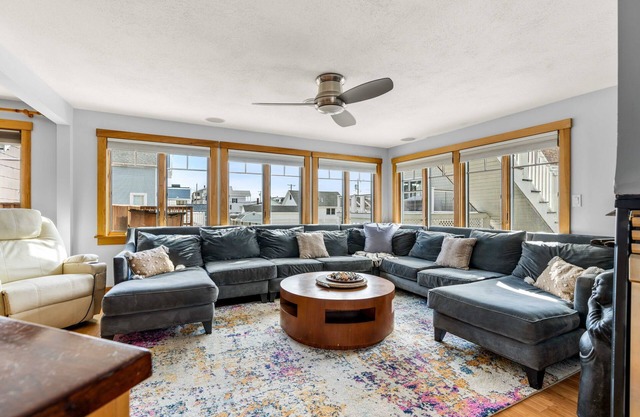 Serendipity Beach Retreat | Namaste | Fireplace