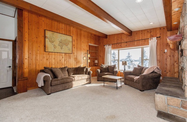 Serene and Private 4-bedroom house on gated 1 Acre Lot. PETS OK!