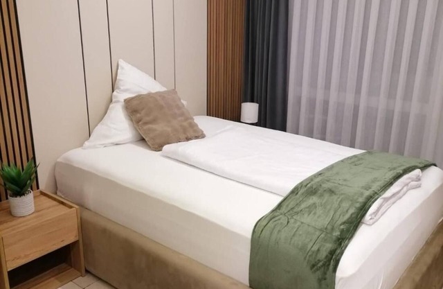 Serene Retreat in Bad Salzuflen Cozy Guest Room with 1500m² Grounds