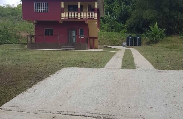 Serene, rural gateway. Ideal for couple or family time away