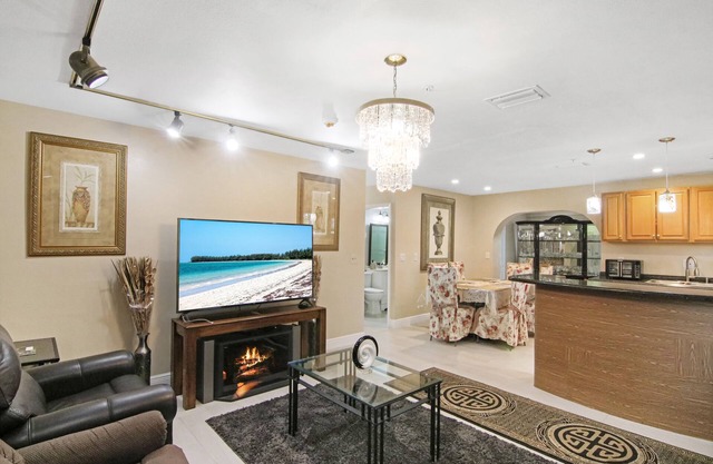 Serenity Palm | Perfect stay for groups