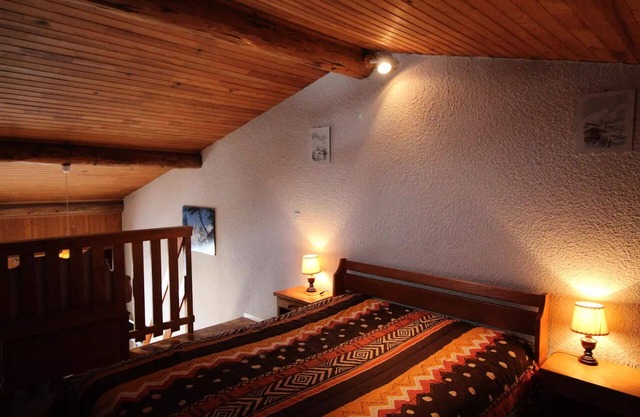 Setives Residence - 2 Rooms for 4 People