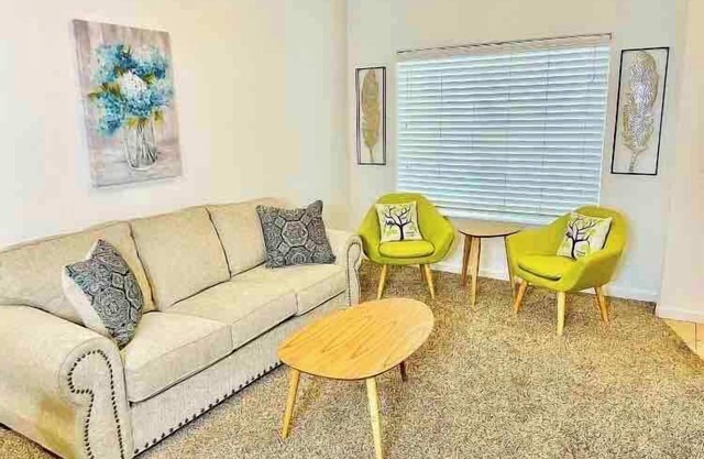 Sevenplex Breing The Entire Team/14Bd 14.5Ba/Sleeps49