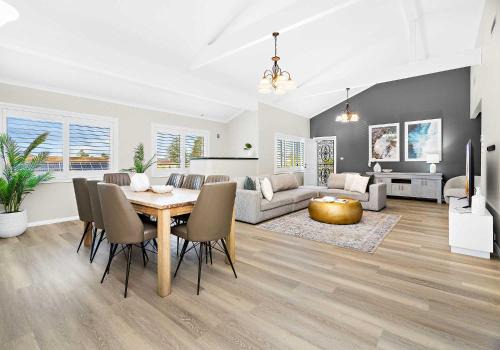 Shellharbour Poolside Escape