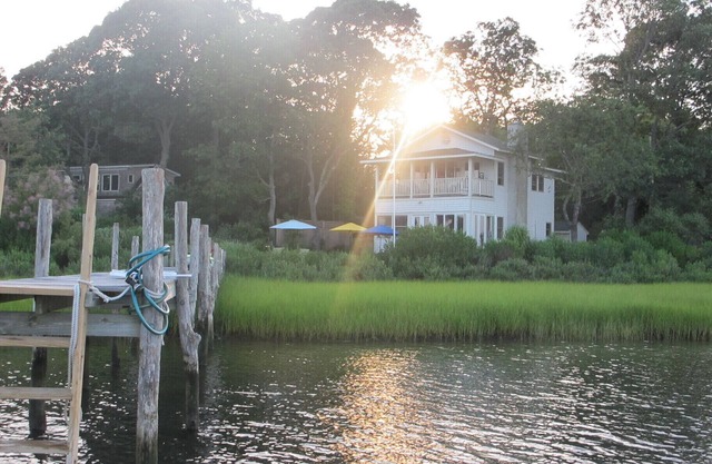 Shelter Island, Waterfront, Lazy Days With Stunning Views