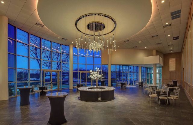 Sheraton Eatontown Hotel