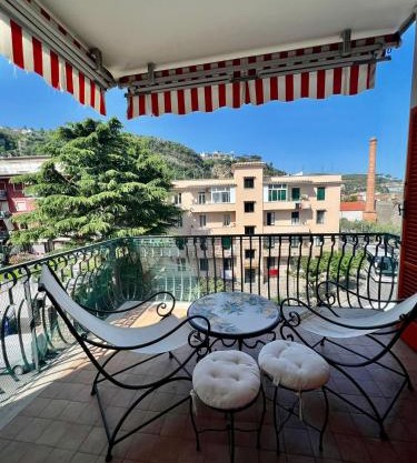 SHORT-LETS D33, part of the house is available for short-term rentals in Sorrento center