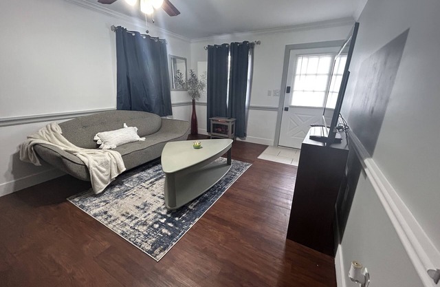 Short term 1bdrm apartment