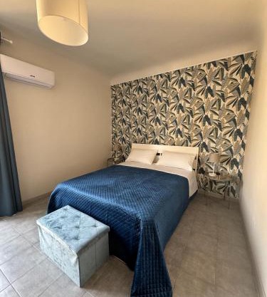 Sicily O'Clock Room
