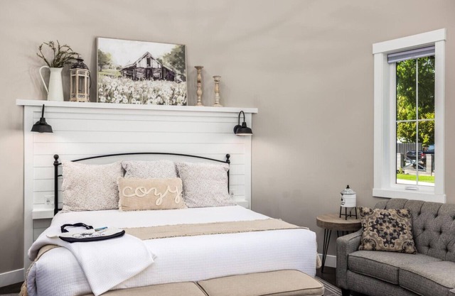 Silo Suite 2-Near Zion National Park Historic Dairy Farm