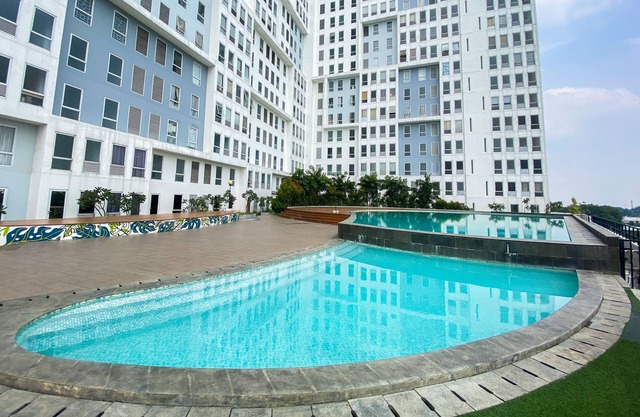 Simply Look 1Br With Extra Room Patraland Urbano Apartment