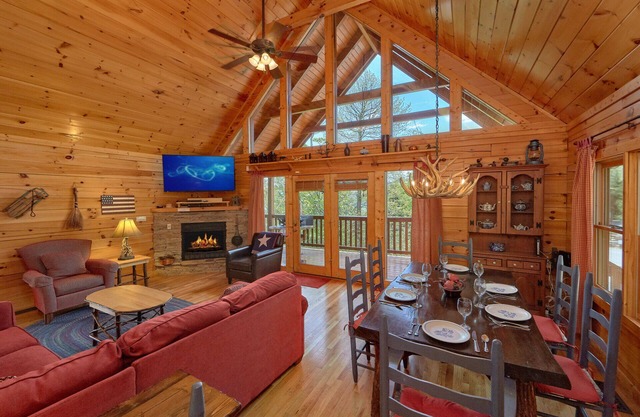 Simply the Best - Amazing Views, Spacious Decks! 10% off 7 nt stay-High Mt Lodge