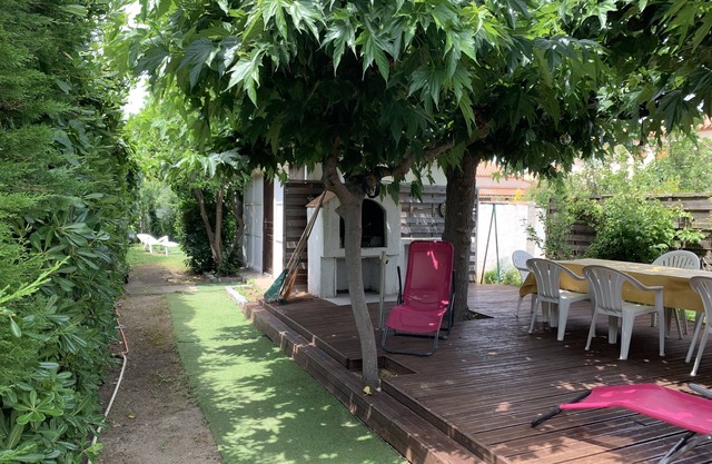 Single storey house 400 m from the beach