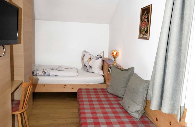 Single room with shower and toilet 3 - Gästehaus Sonnenheim