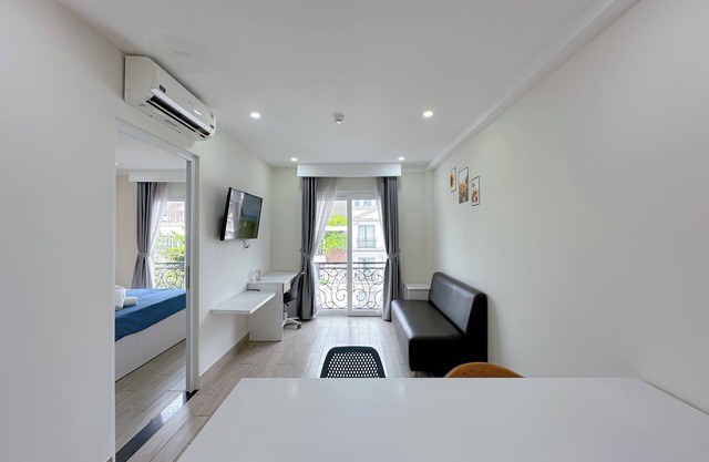 Siris Lune Residence