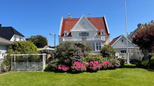 Sjarmerende leilighet i Villa Gellert