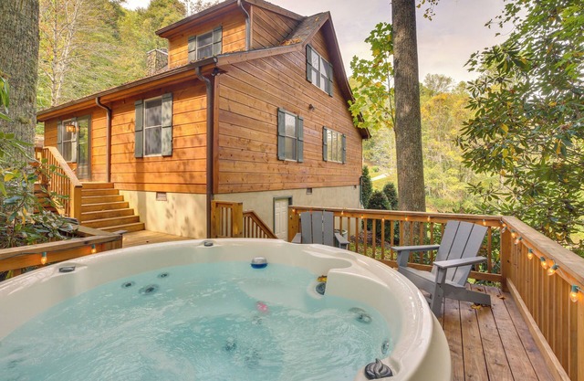 Ski, Fish & Hike: Outdoorsy Retreat in Vilas!