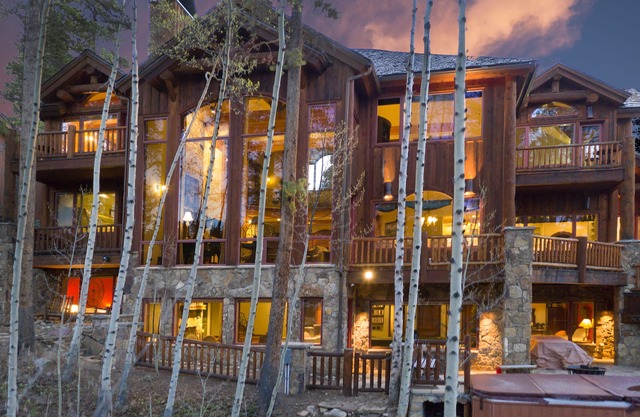 Ski-in-Ski-Out on Mountain Luxury 6 Bedroom Home across from 4 O'Clock Ski Run!