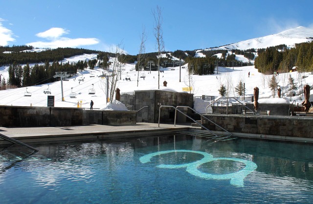 Ski-in, Ski-out Spring Break Condo GC8, 2-bedroom