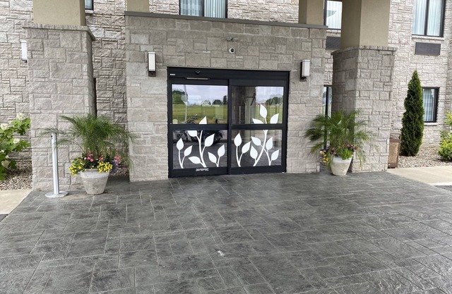 Sleep Inn & Suites