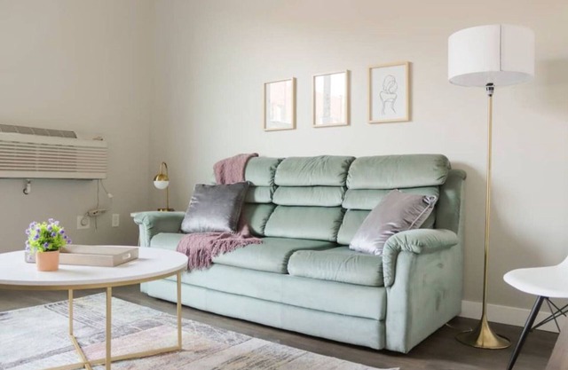 Sleepover: Chic 1BD/1BA - Downtown Des Moinesn