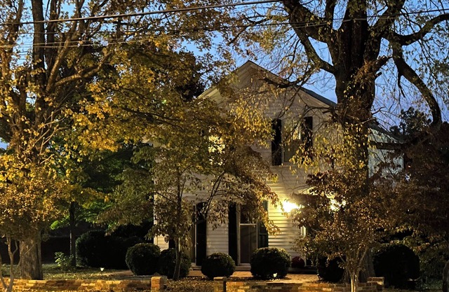 Small Town Charm - Close to Hampden-Sydney College and Longwood University