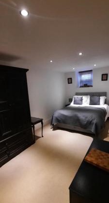 Smart Stay on Franklin Road
