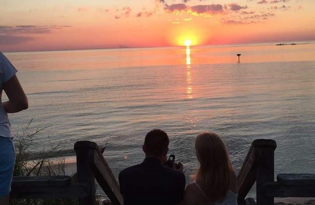 Smith Beach Beachfront Rental, Bay View Cottage, near Cape Charles, Virginia