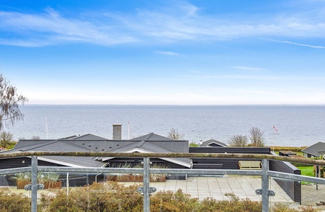 "Snezana" - 150m from the sea by Interhome