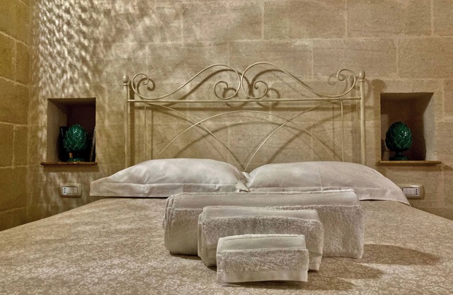 Soggiornare nel centro storico di Grottaglie, città delle ceramiche in Puglia