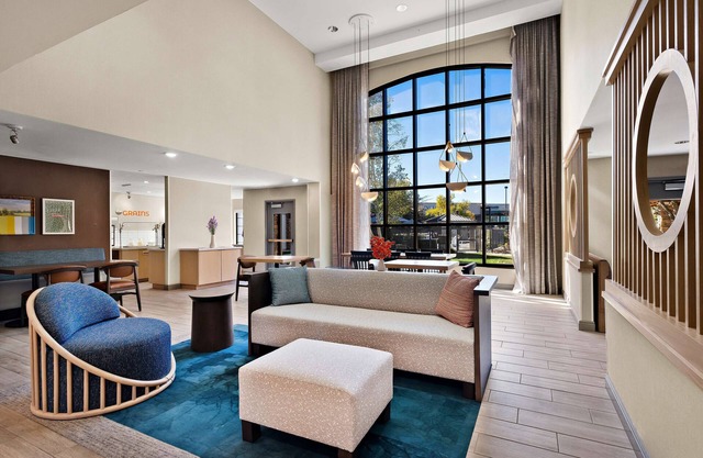 Sonesta ES Suites Denver South Park Meadows