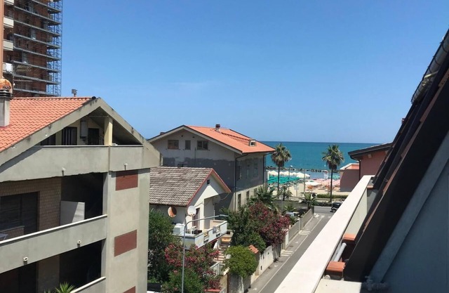 Sonia's house. 50 meters from the sea. Ideal for families.