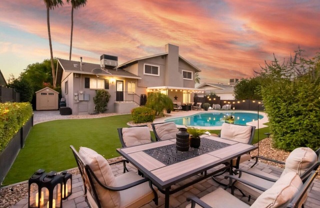 Sonoran Escape – 4BR Scottsdale Retreat w/Heated Pool