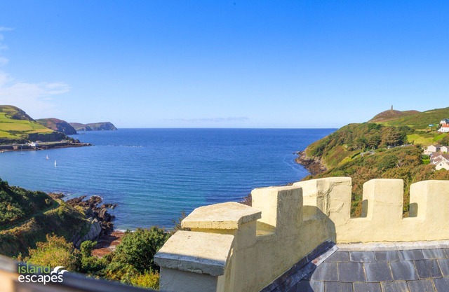 Sound of the Sea - a holiday cottage that sleeps 5 guests in 3 bedrooms