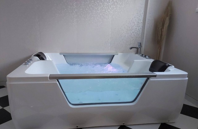 Spa Lux Diamond with Jacuzzi and private parking