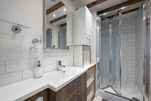 Spacious 1 Bedroom Flats by Banbury High Street